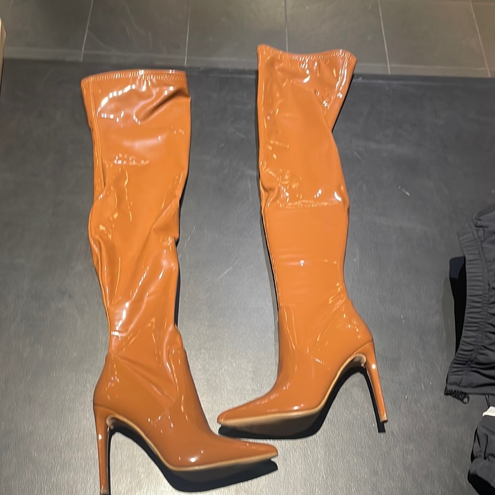 Steve Madden over the knee patent boots. BRAND NEW